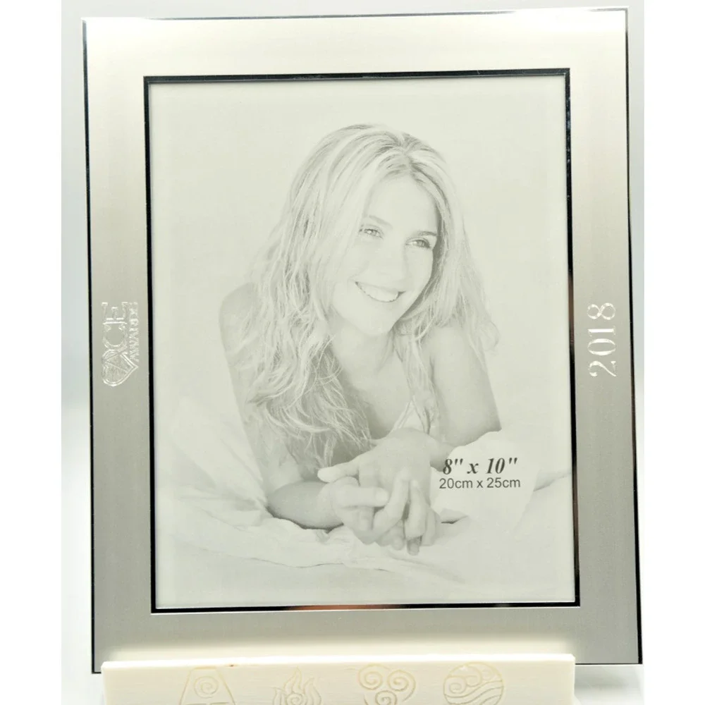 Court Awards 2018 Picture Frame 8x10 Silver Plated Glass Display Stand/Wall Moun
